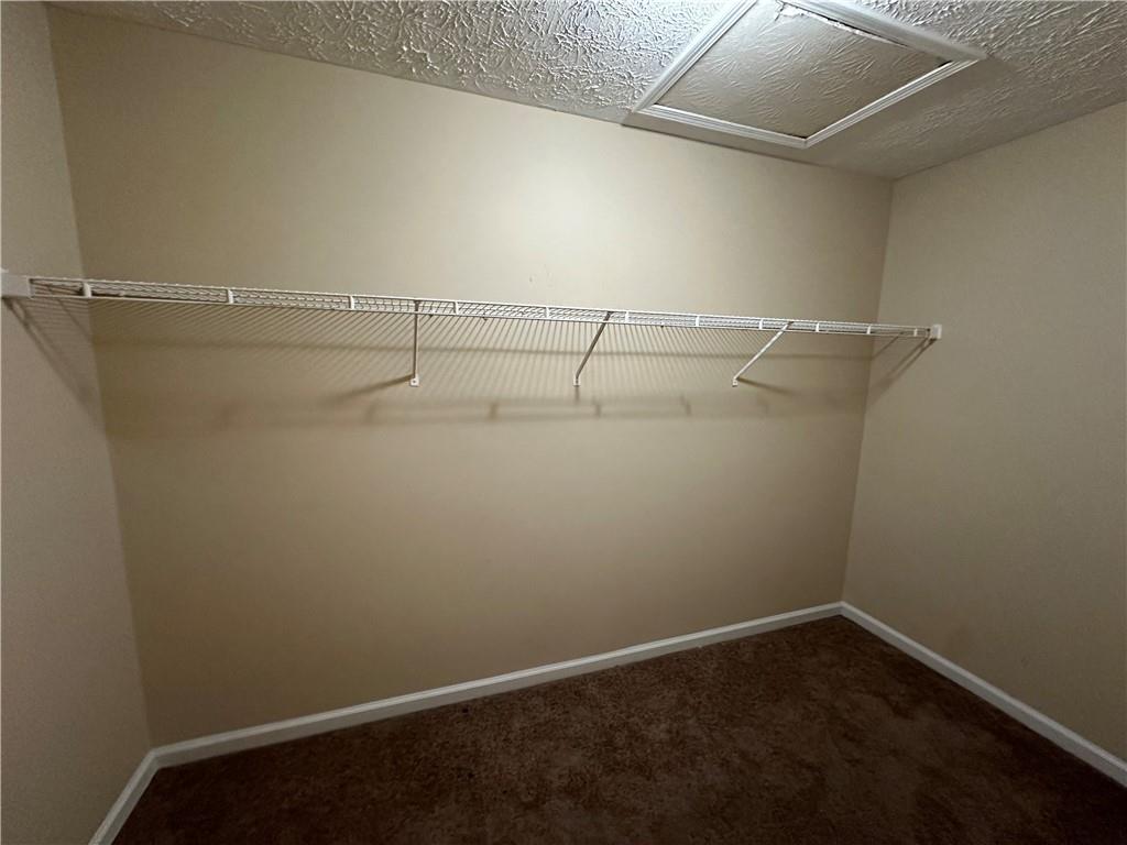 946 Shadow Ridge Trail