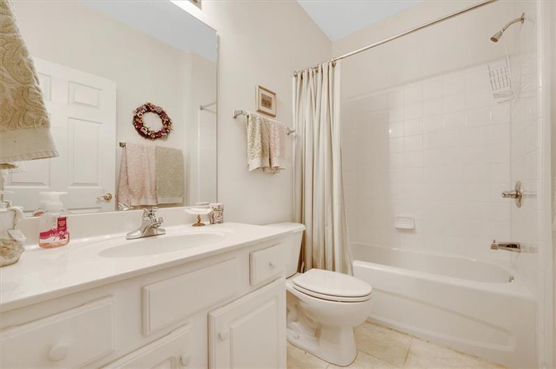 1204 Village Lane