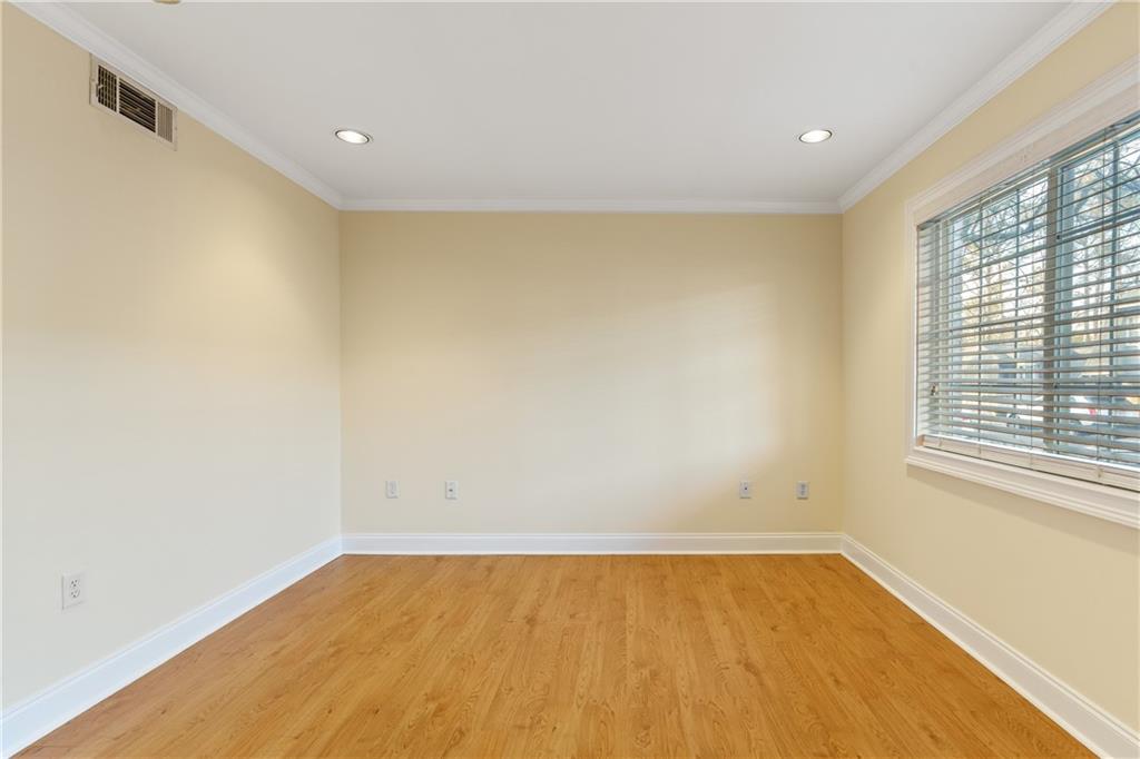 115 Rondak Circle SE