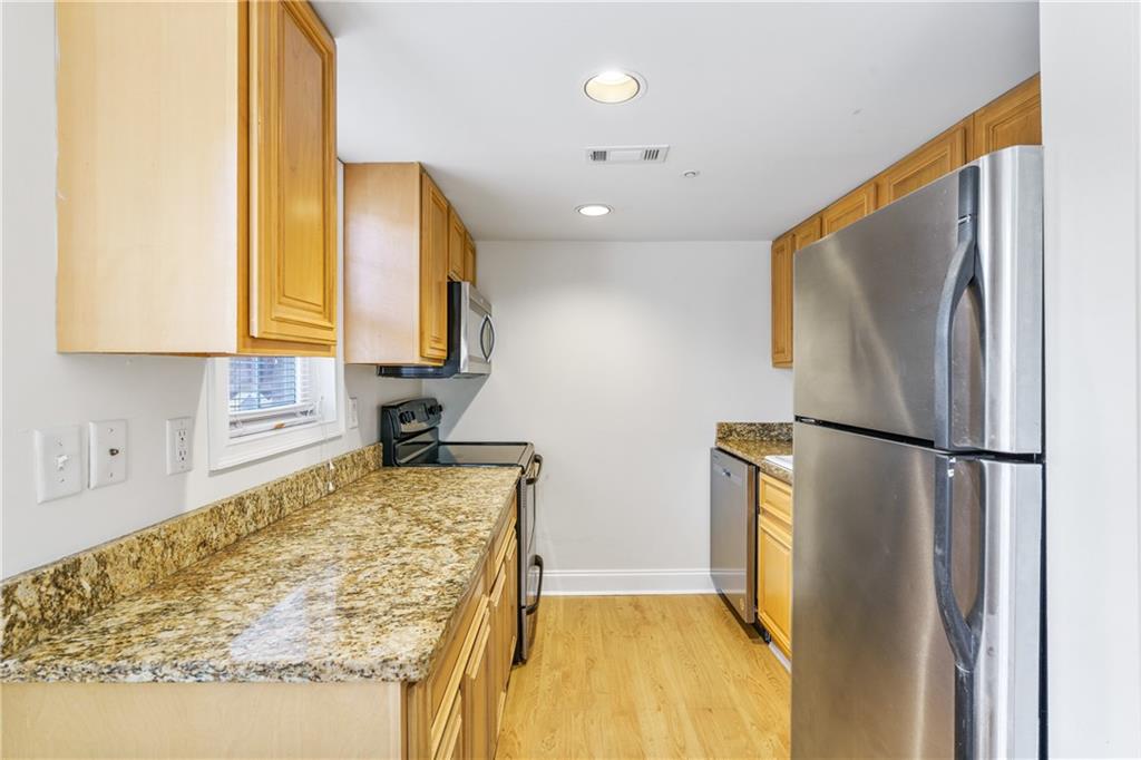 115 Rondak Circle SE