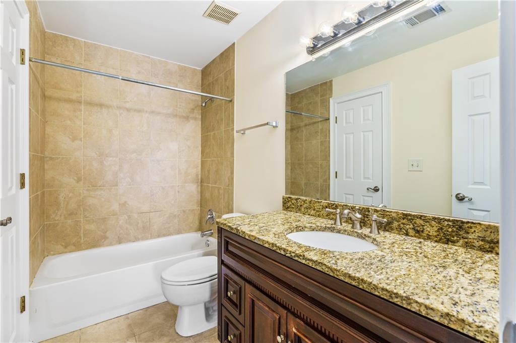 115 Rondak Circle SE