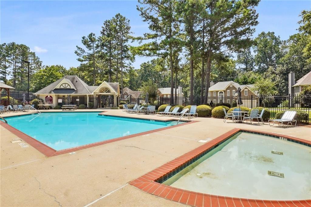 455 Dunhill View Court