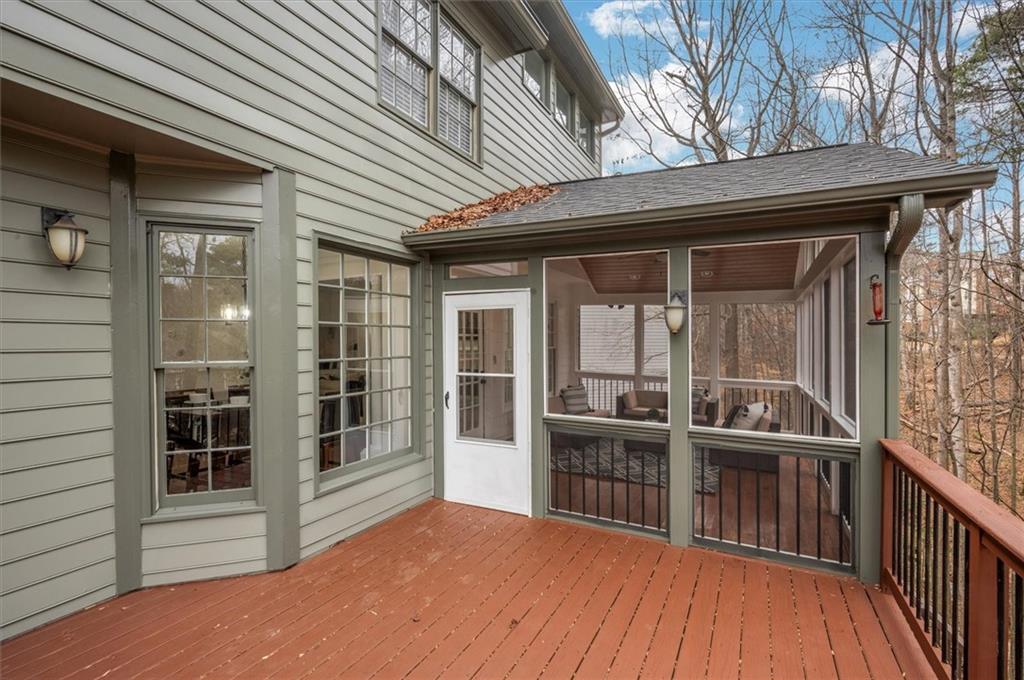 455 Dunhill View Court
