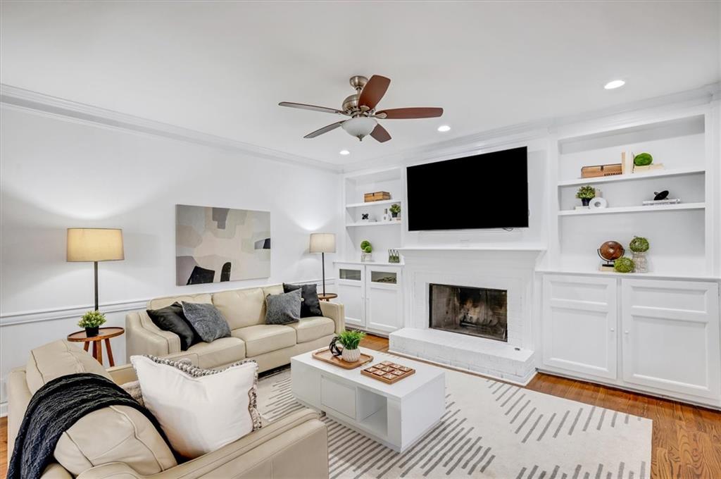 455 Dunhill View Court