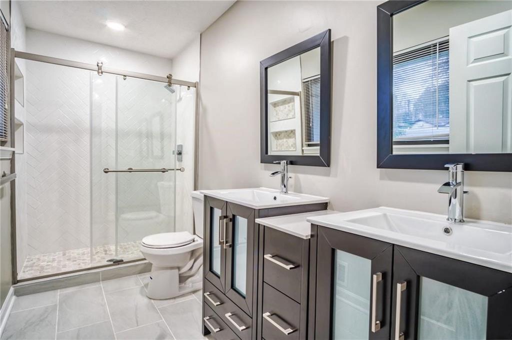 3888 Viking Court