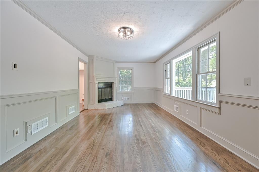 1949 Minnewil Lane