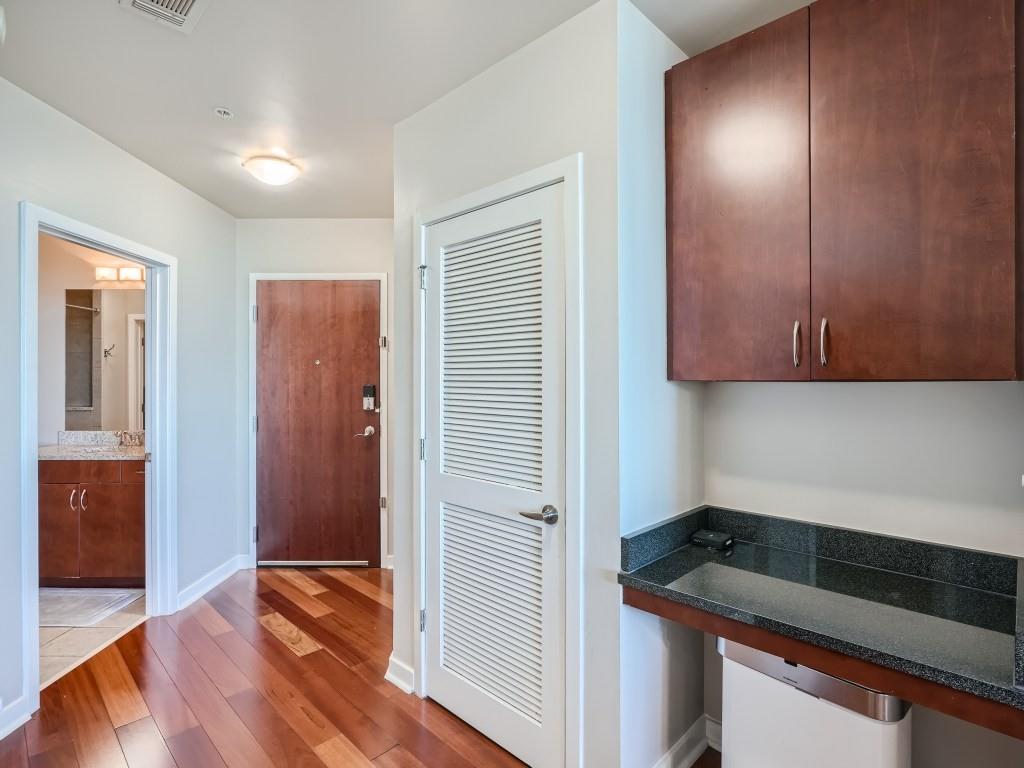 400 W Peachtree Street NW Unit 3915