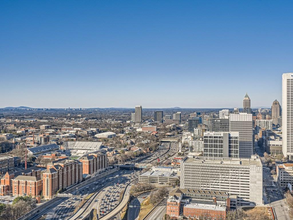 400 W Peachtree Street NW Unit 3915