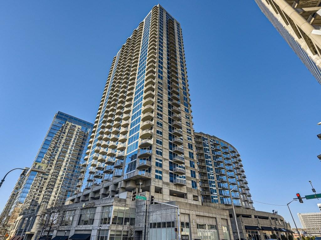 400 W Peachtree Street NW Unit 3915