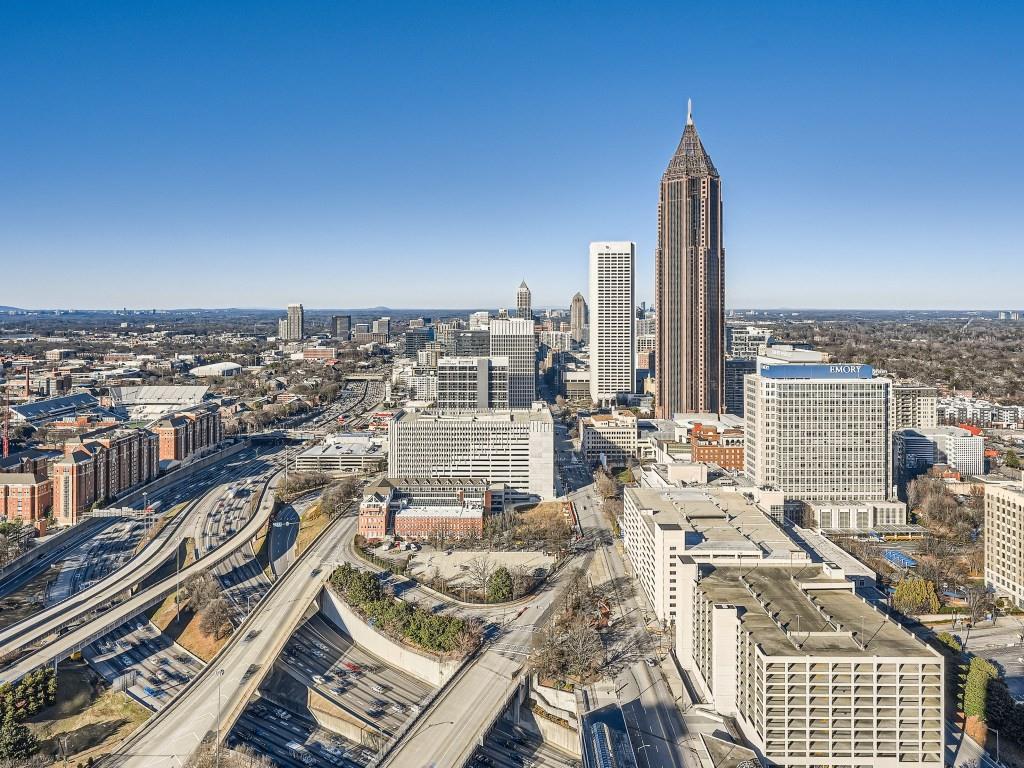 400 W Peachtree Street NW Unit 3915
