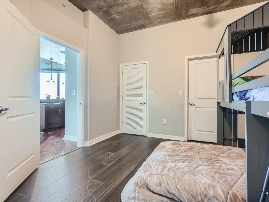 400 W Peachtree Street NW Unit 3915
