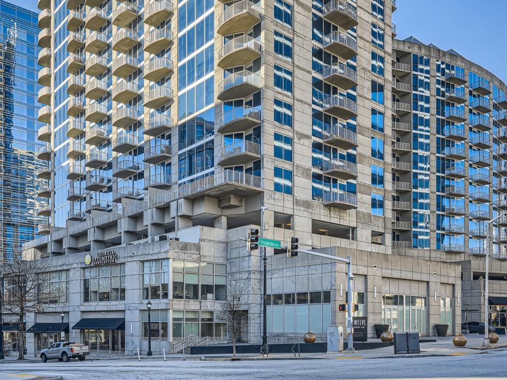 400 W Peachtree Street NW Unit 3915