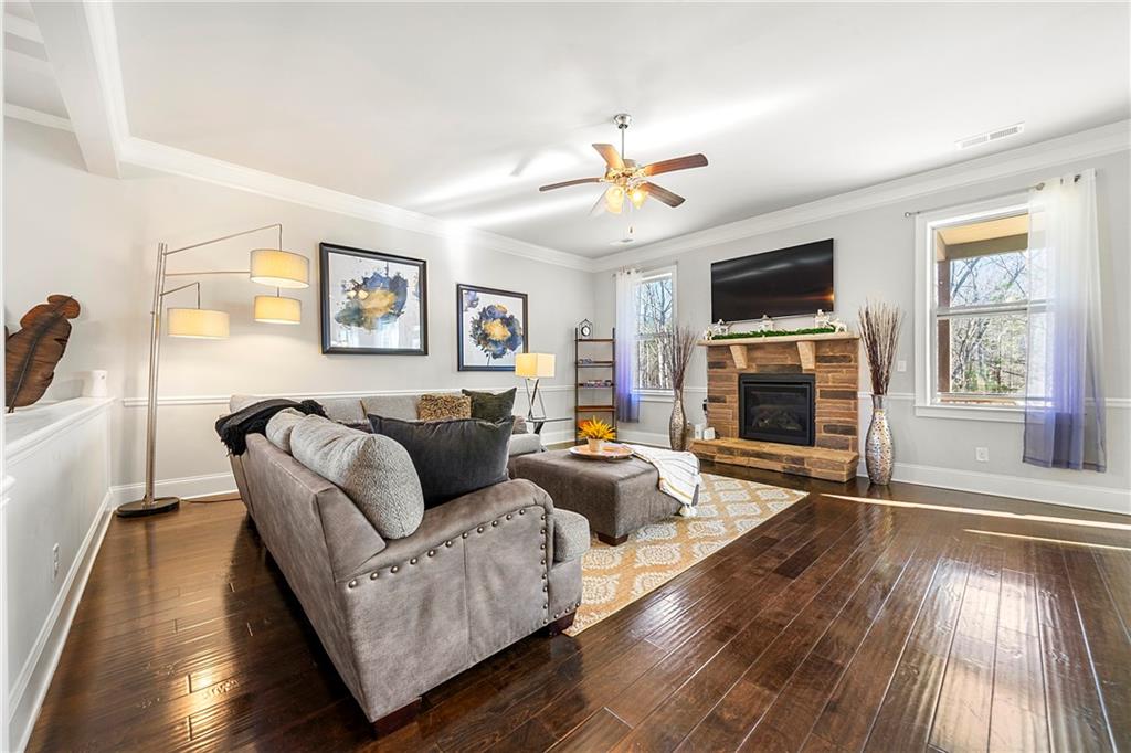416 ELHAM Lane