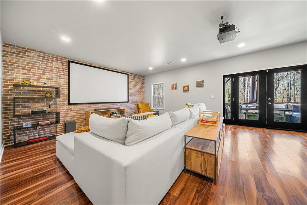 416 ELHAM Lane