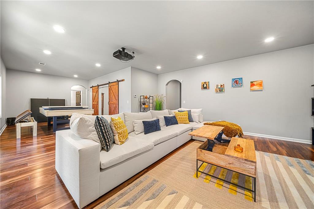 416 ELHAM Lane
