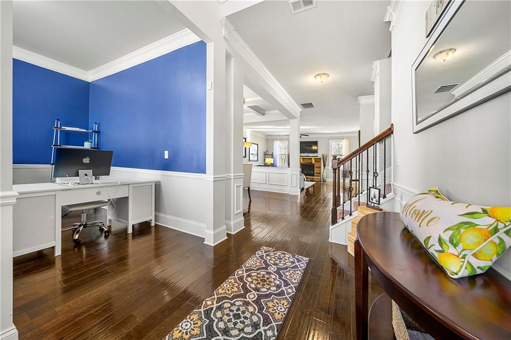 416 ELHAM Lane