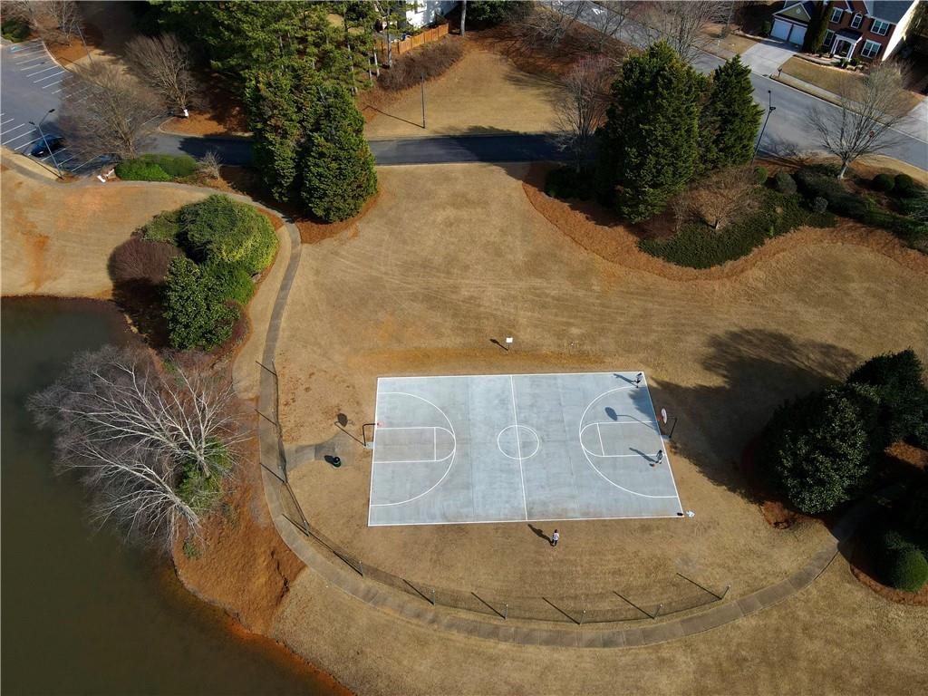 3170 Elmendorf Drive NW
