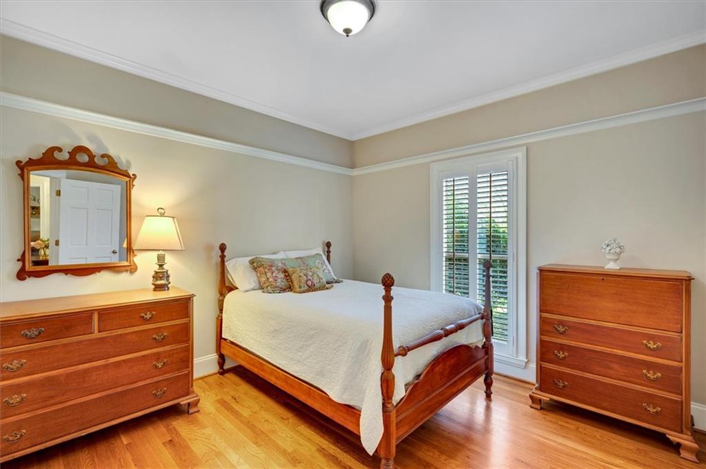 725 Ashcreek Court
