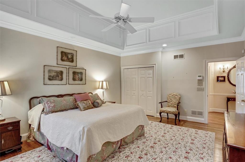 725 Ashcreek Court