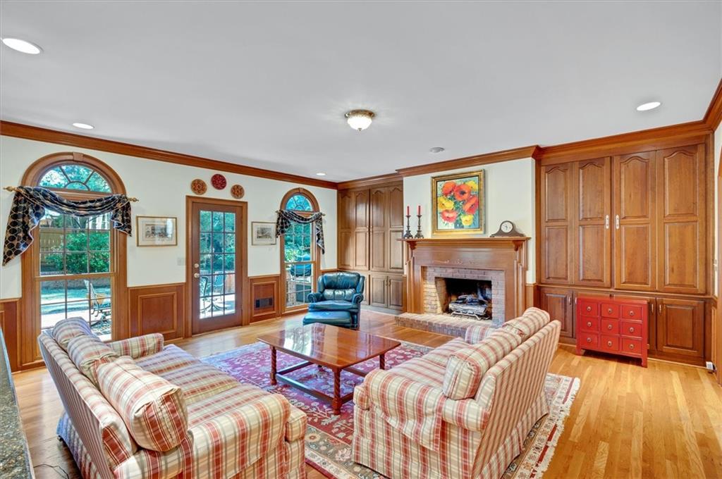 725 Ashcreek Court