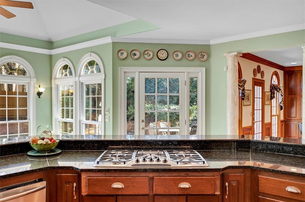 725 Ashcreek Court