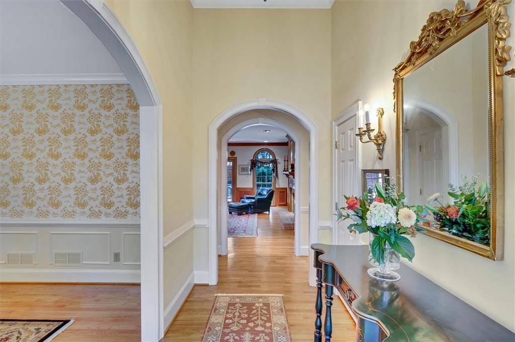 725 Ashcreek Court