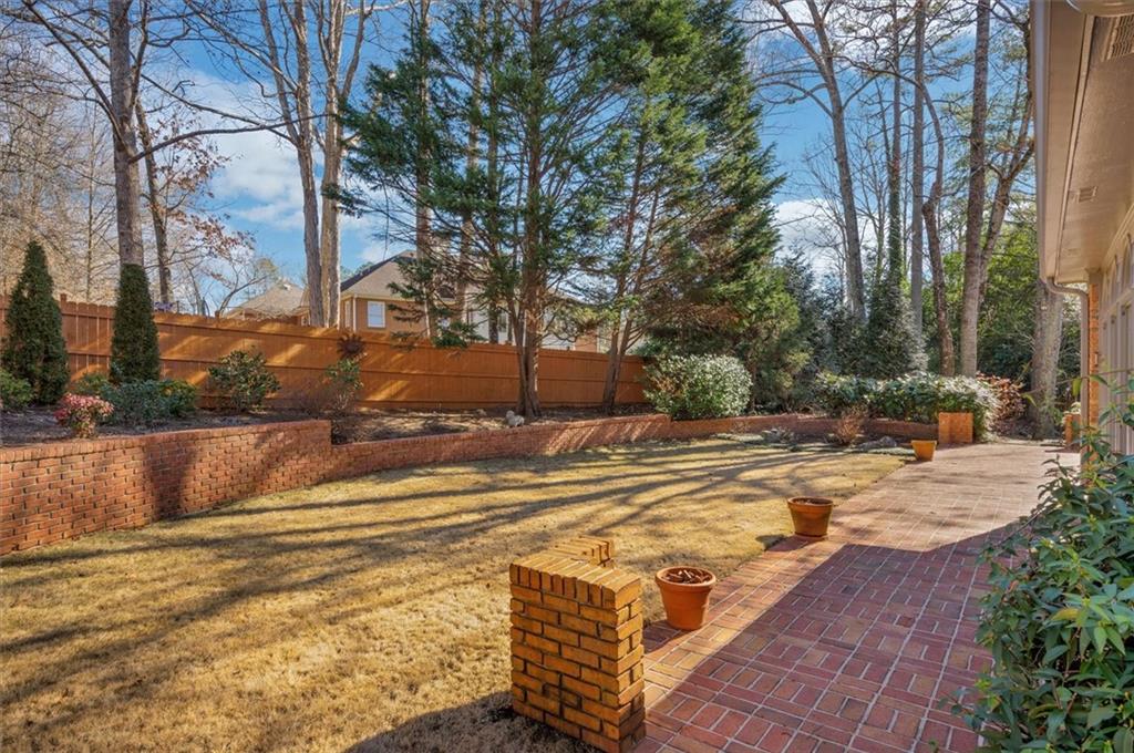 725 Ashcreek Court