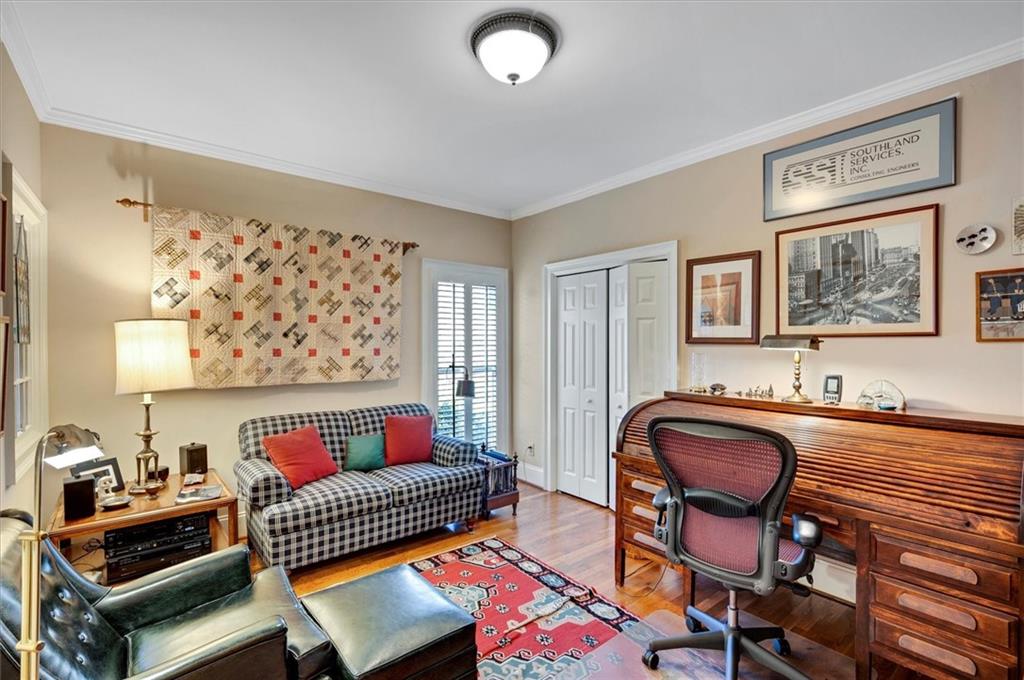 725 Ashcreek Court