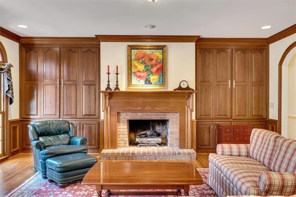 725 Ashcreek Court