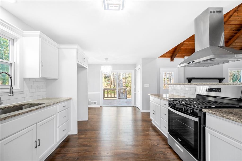 2866 Lexington Trace