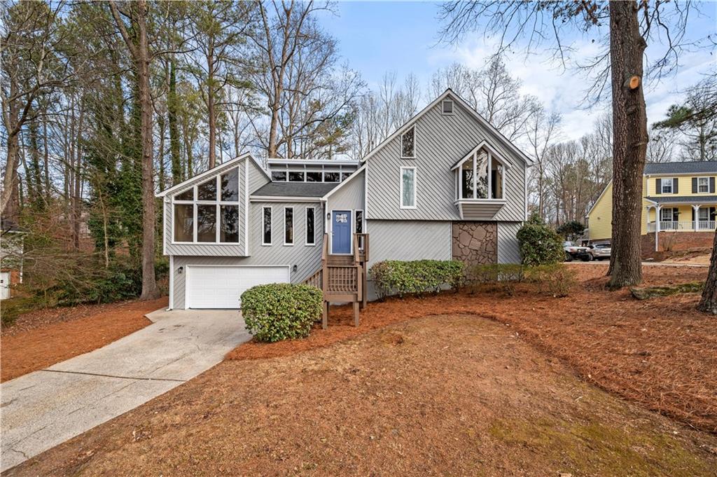 2866 Lexington Trace