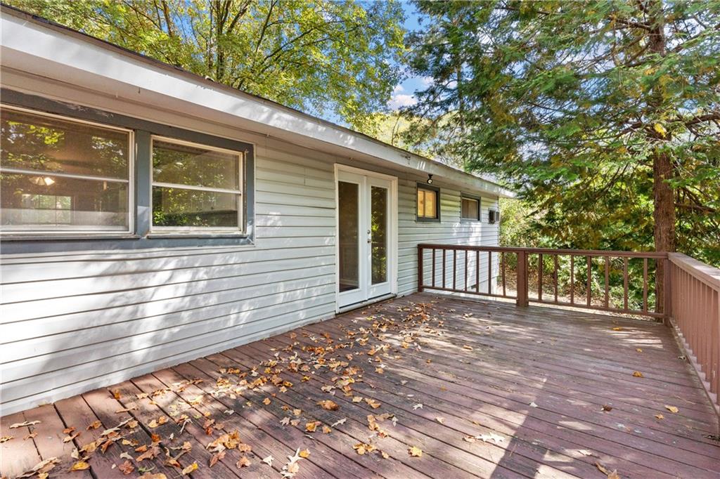 133 Strickland Drive SW