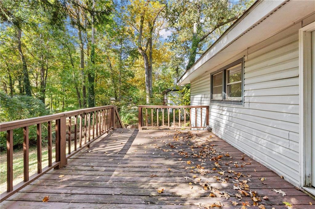 133 Strickland Drive SW