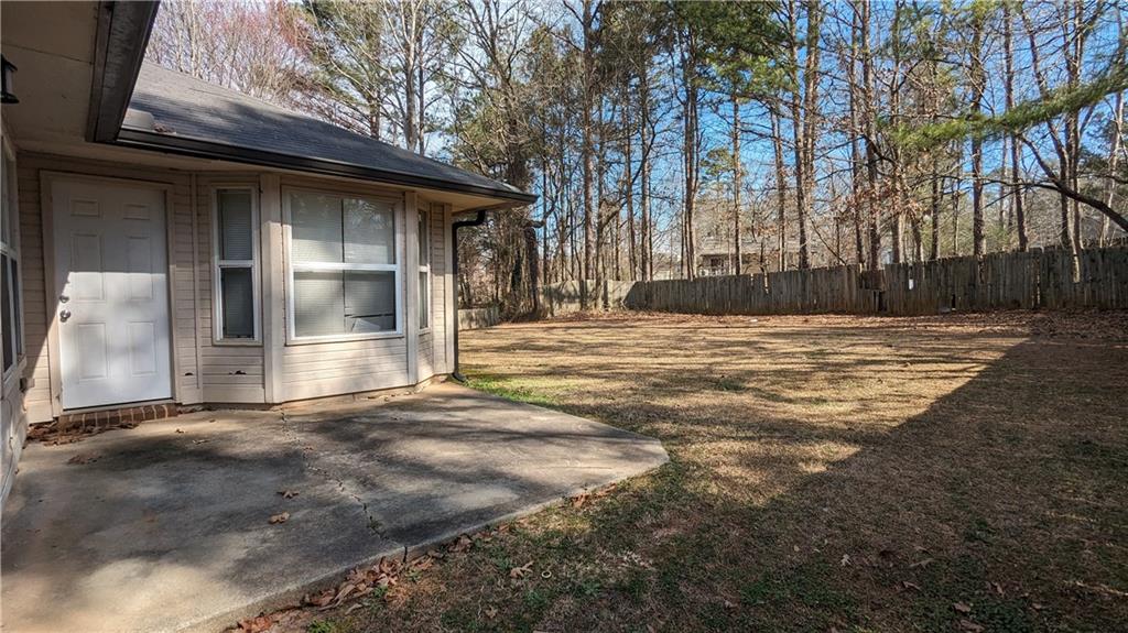 1121 Redan Station