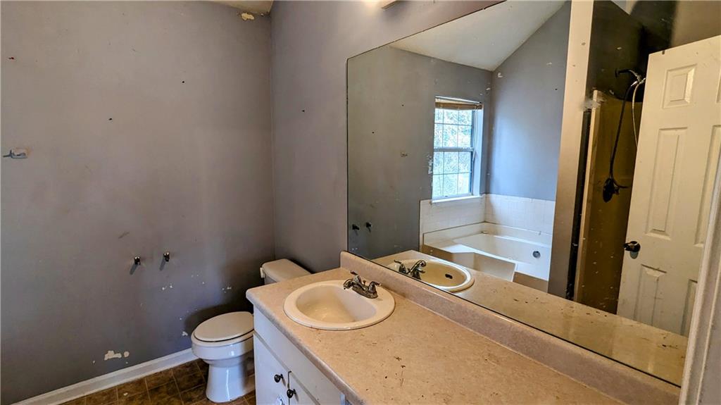 4123 Ward Lake Trail