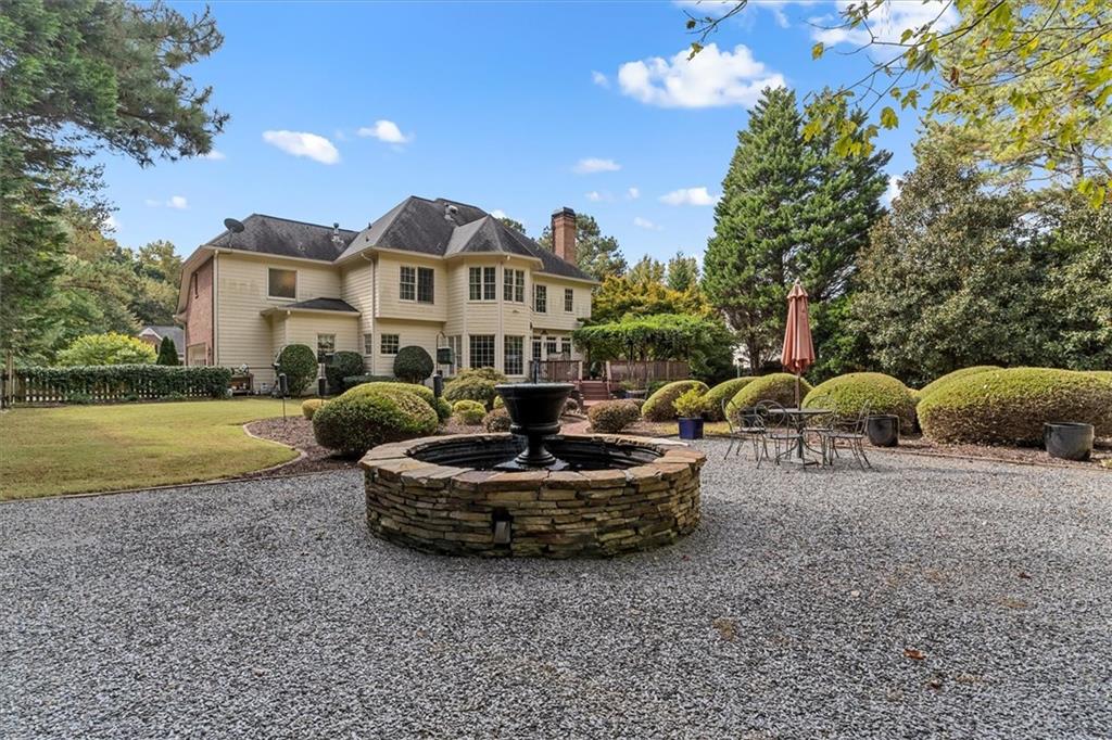335 Petersford Way