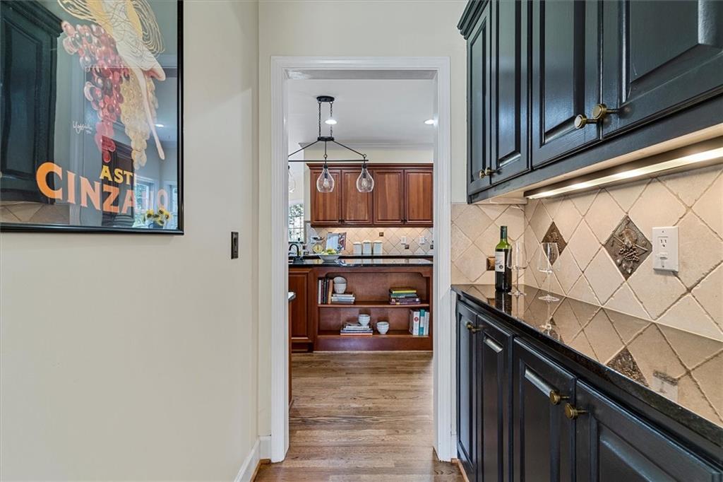 335 Petersford Way
