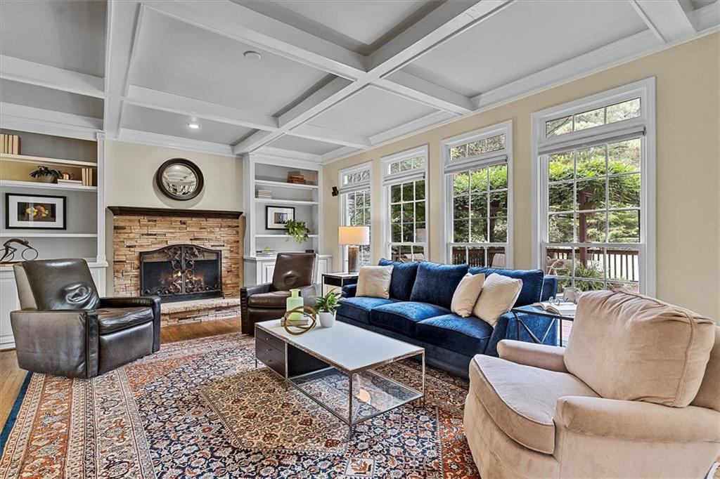 335 Petersford Way