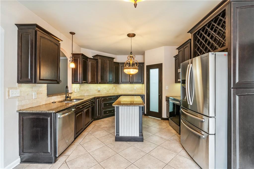 4268 Moccasin Trail