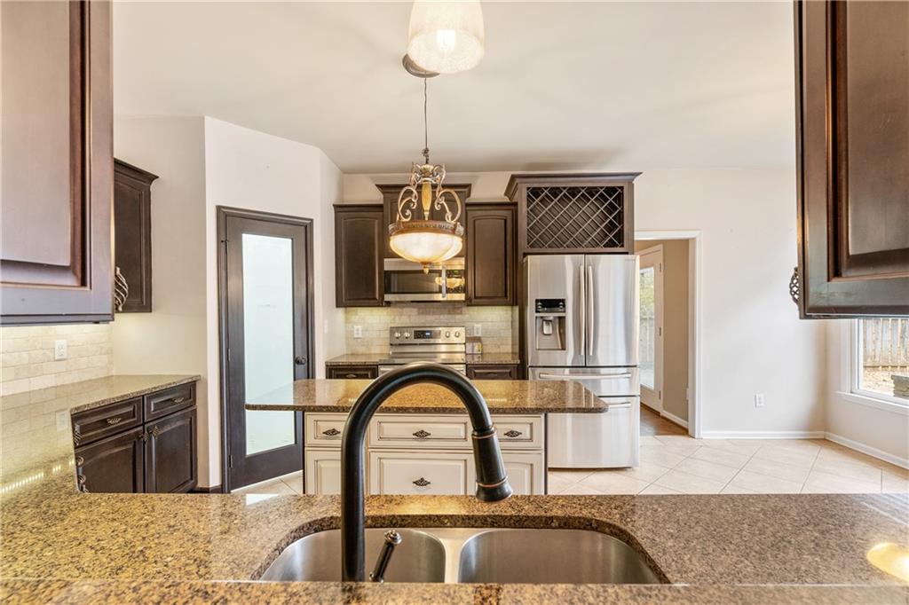 4268 Moccasin Trail