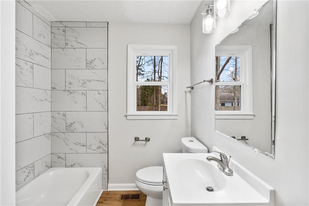 3504 Ridgecrest Drive