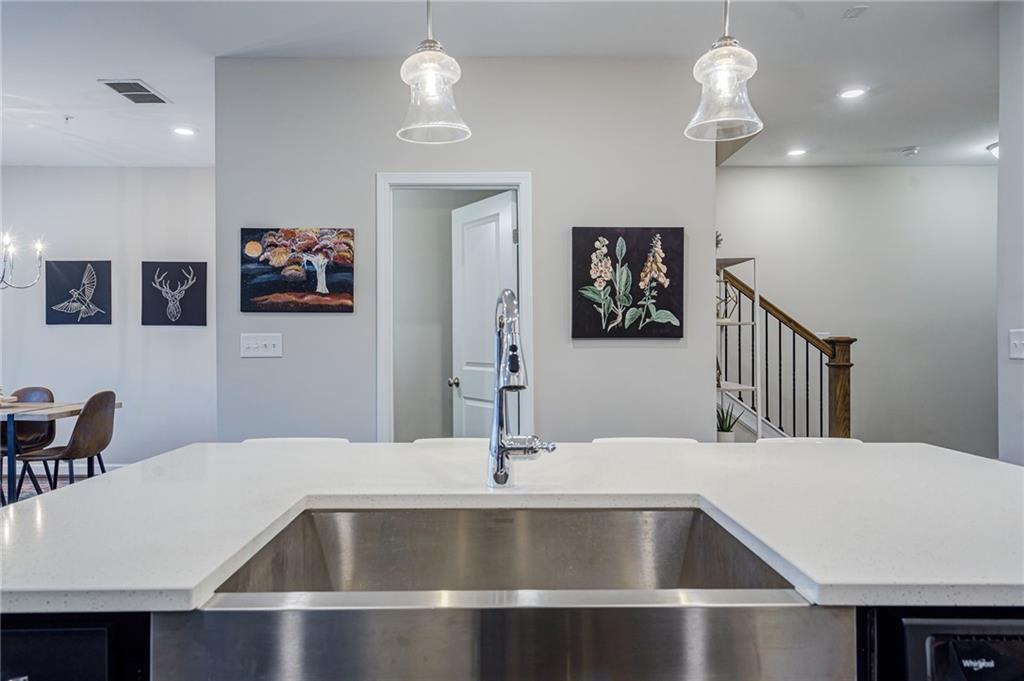 384 Niles Court Unit 2