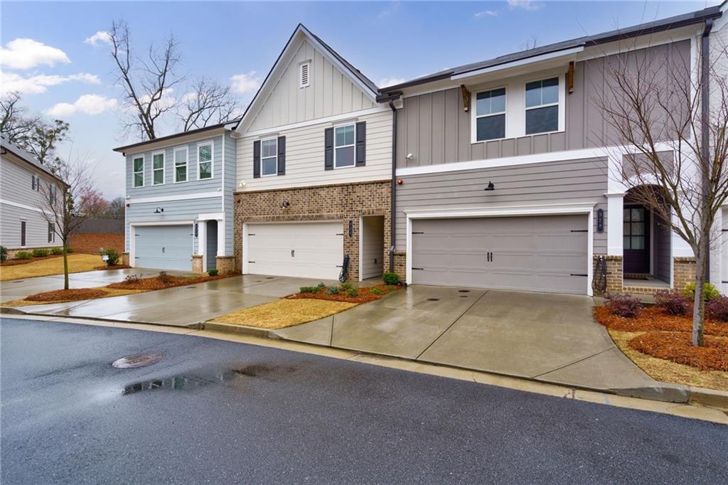 384 Niles Court Unit 2