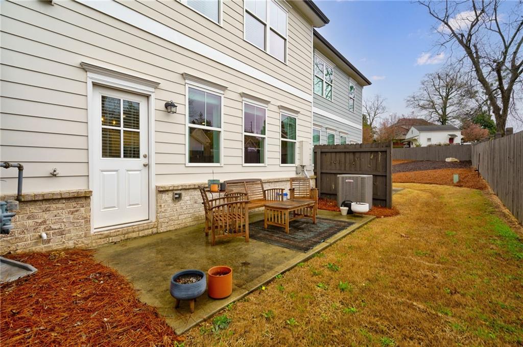 384 Niles Court Unit 2