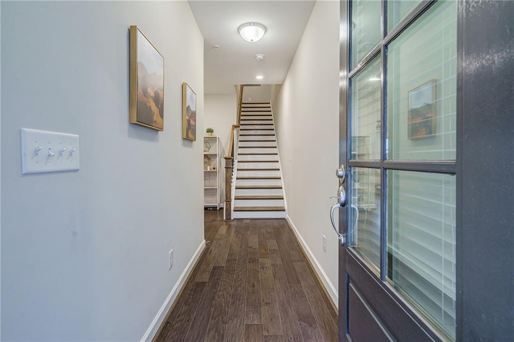 384 Niles Court Unit 2