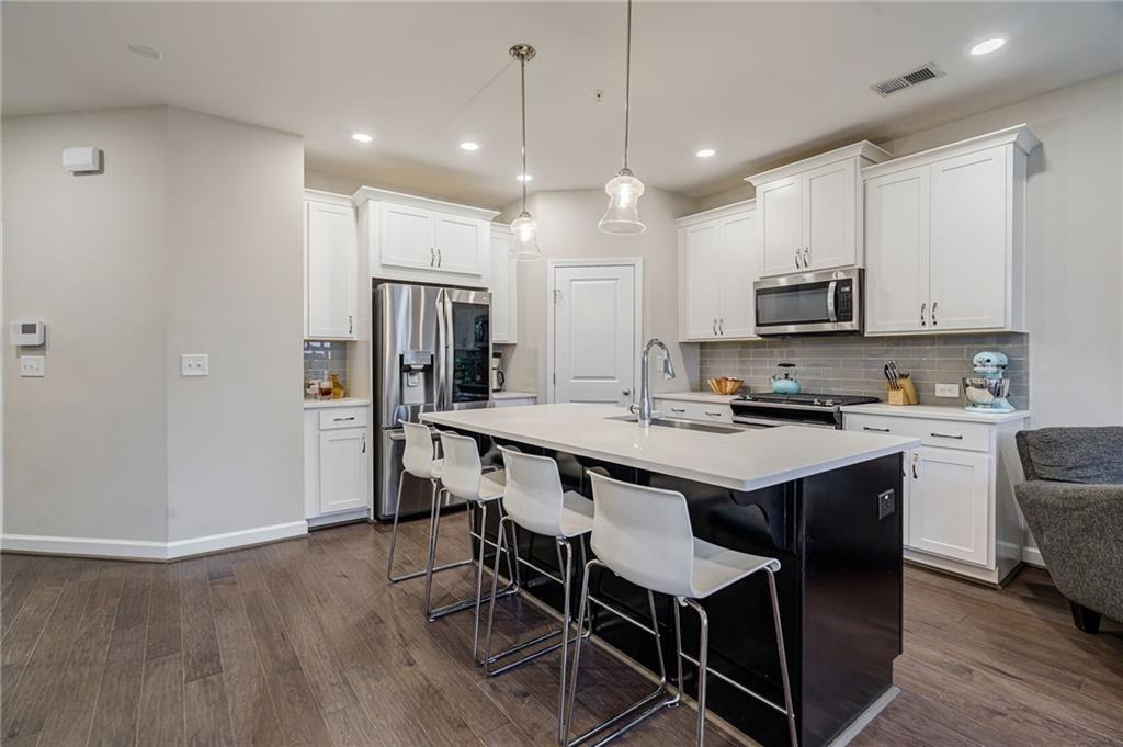 384 Niles Court Unit 2