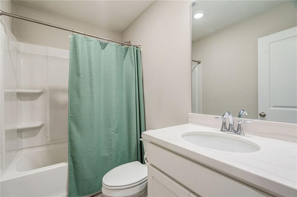 384 Niles Court Unit 2