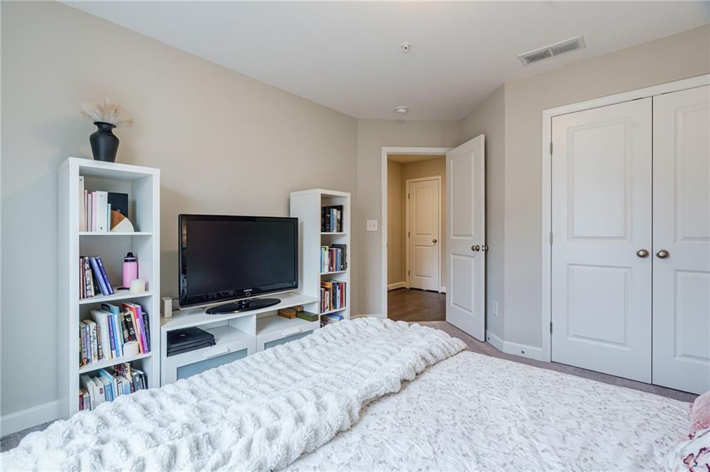384 Niles Court Unit 2