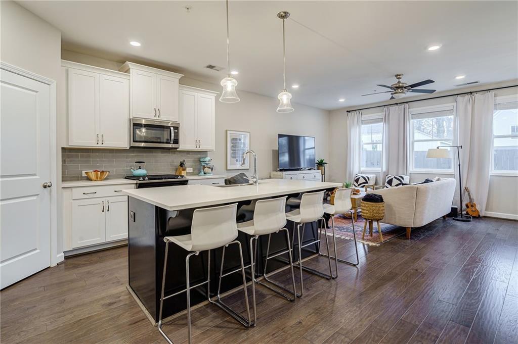 384 Niles Court Unit 2