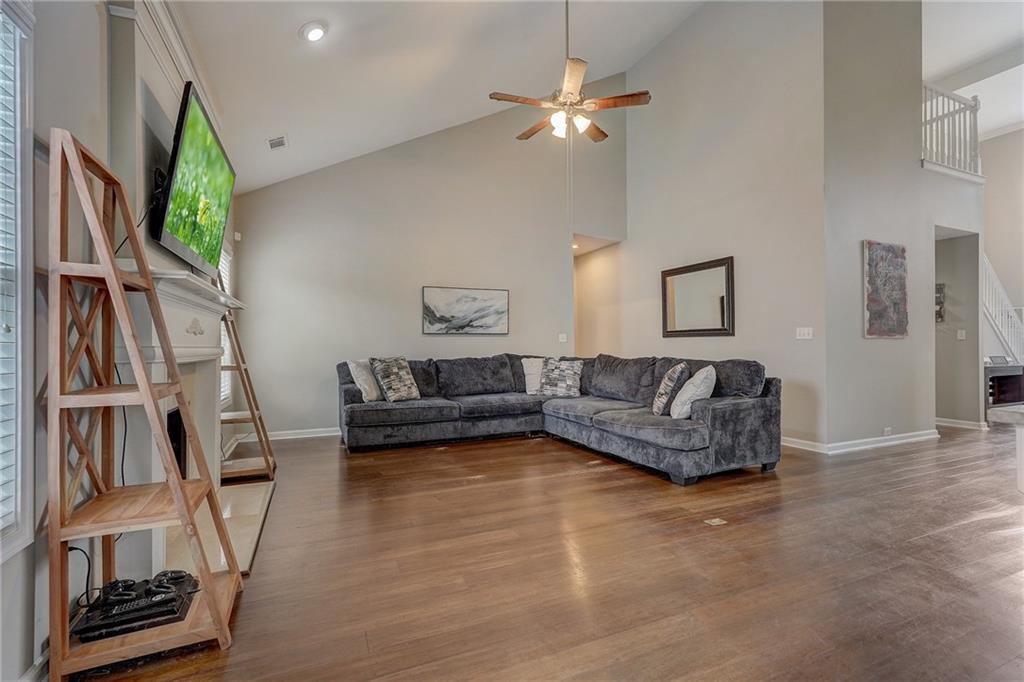 2930 Belshire Trail